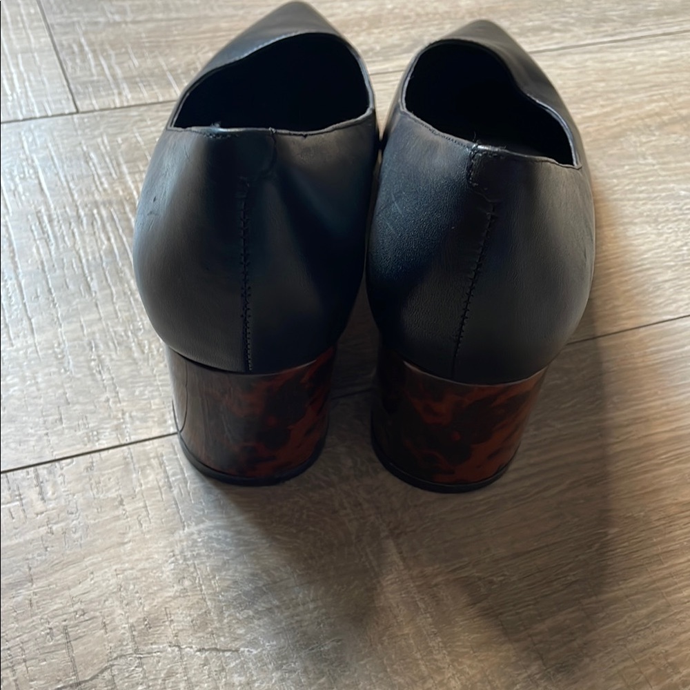 Sole Society Black Heels Classic Design - Picture 4 of 6